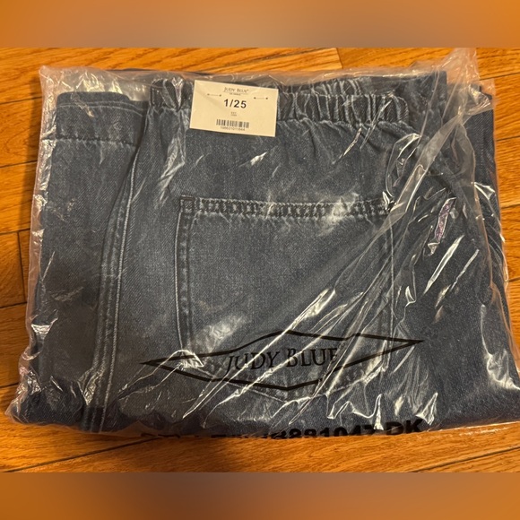 NWT Judy Blue Featherweight Palazzo Fit Jeans High Waist Wide Leg Flowy Fabric - Picture 5 of 5